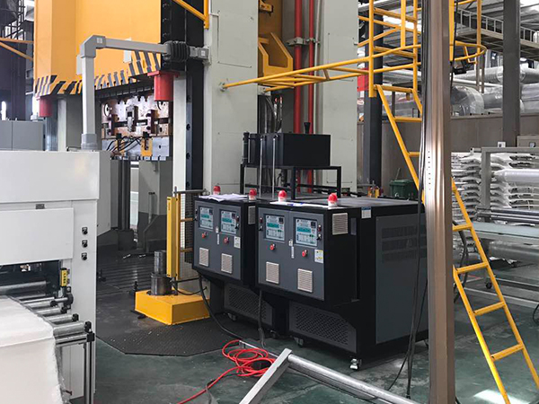 玻璃钢油加热器加热，塑造完美游艇配件的关键