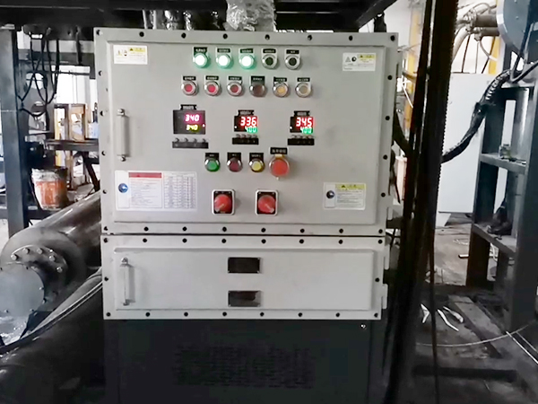 超高温油式蘑菇视频在线观看为碳钎维产品生产控温，远程操控