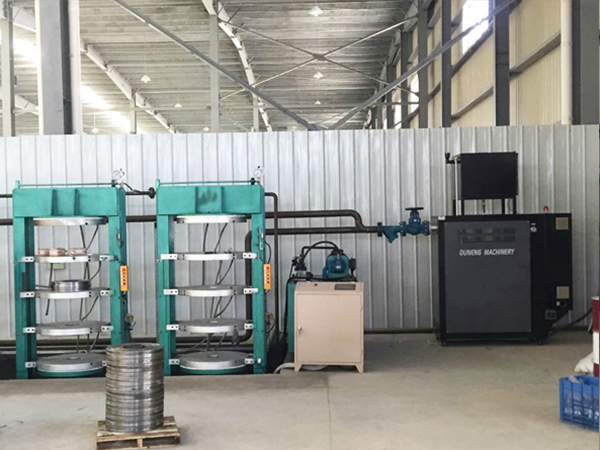 助力轮胎硫化，橡胶轮胎油温机助您轻松掌控温度