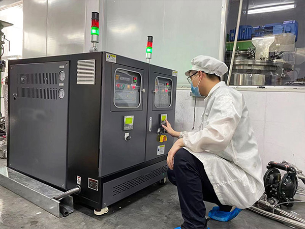 提高锂离子电池浆料生产质量与效率，搅拌机控温蘑菇视频在线观看的应用