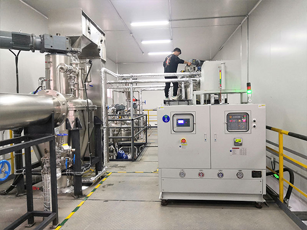 反应釜冷热一体机用于氚材料制备，严格控温