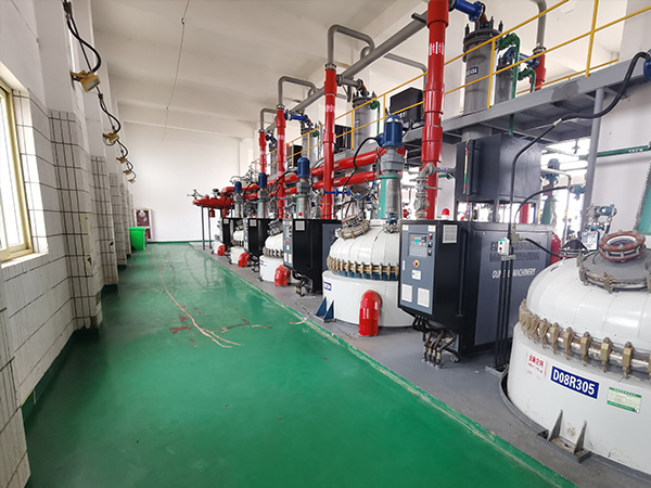 控温反应釜油温机掌握反应温度，助力药物生产