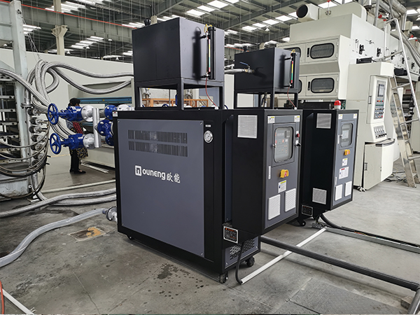 蜂窝芯材生产控温，电加热式导热油炉助您一臂之力！