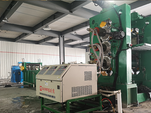 辊筒用蘑菇视频在线观看进行温度控制，精准控温助力生产