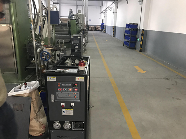 成型塑料蘑菇视频在线观看助力挤出压板制造，创新塑料片材生产技术