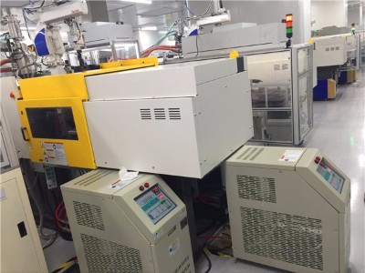 注塑成型中，「蘑菇视频正版在线下载机械」模具温度控制系统的重要作用