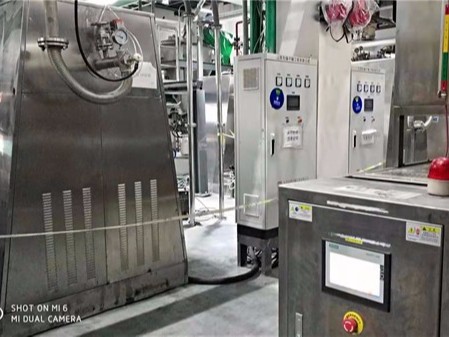 双锥混合干燥机用蘑菇视频在线观看加热如何选型，问「蘑菇视频正版在线下载机械」专业蘑菇视频在线观看厂家